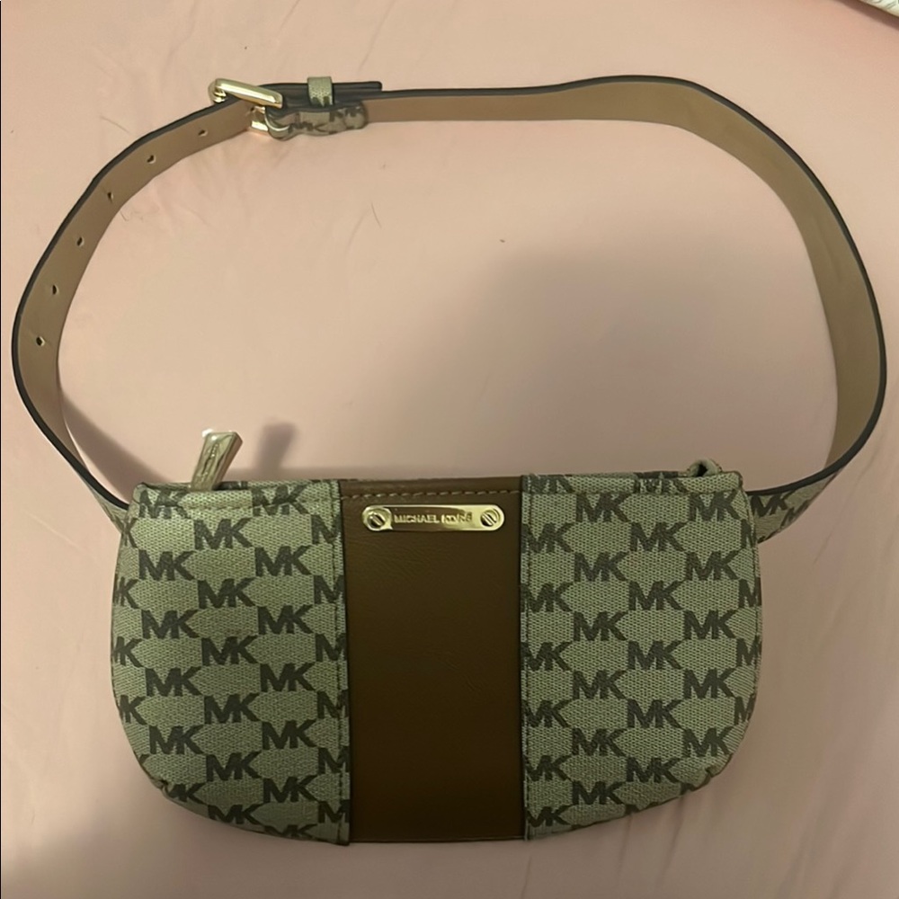 Michael Kors Tan and Cream Logo Crossbody